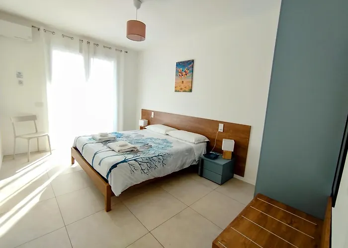 Mogano Apartamento *